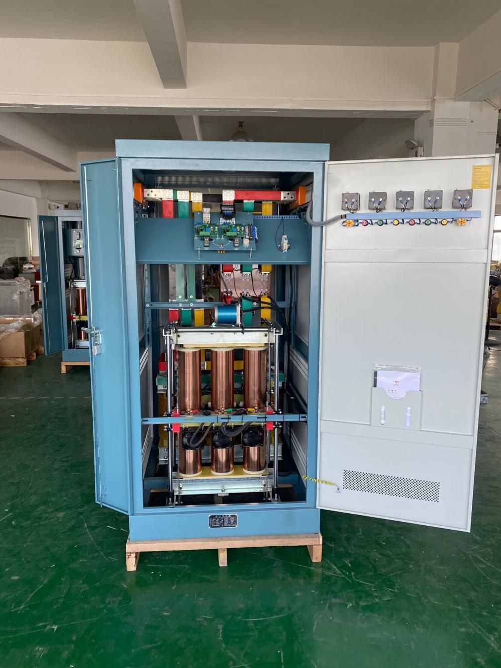 Three-phase high-power automatic voltage stabilizer 380V