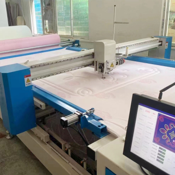 Alta velocidade computadorizada Long Armtle Shuttle Quilting Costura e bordado Máquina