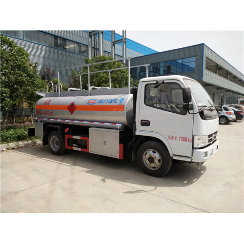 Camiones cisterna de gasolina Dongfeng de 4500 litros