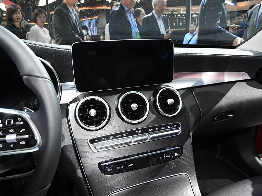 Benz C300 (9)