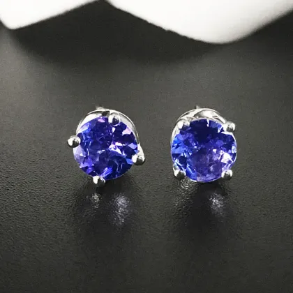 18K White Gold Inlaid Natural Tanzanite Fashion Earrings