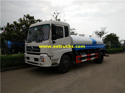 Dongfeng 3000 Gallon Maji Kunyunyizia Malori