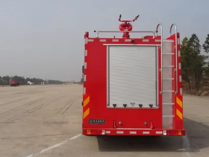 Howo 8cbm emergency fire fighting equipment dealers