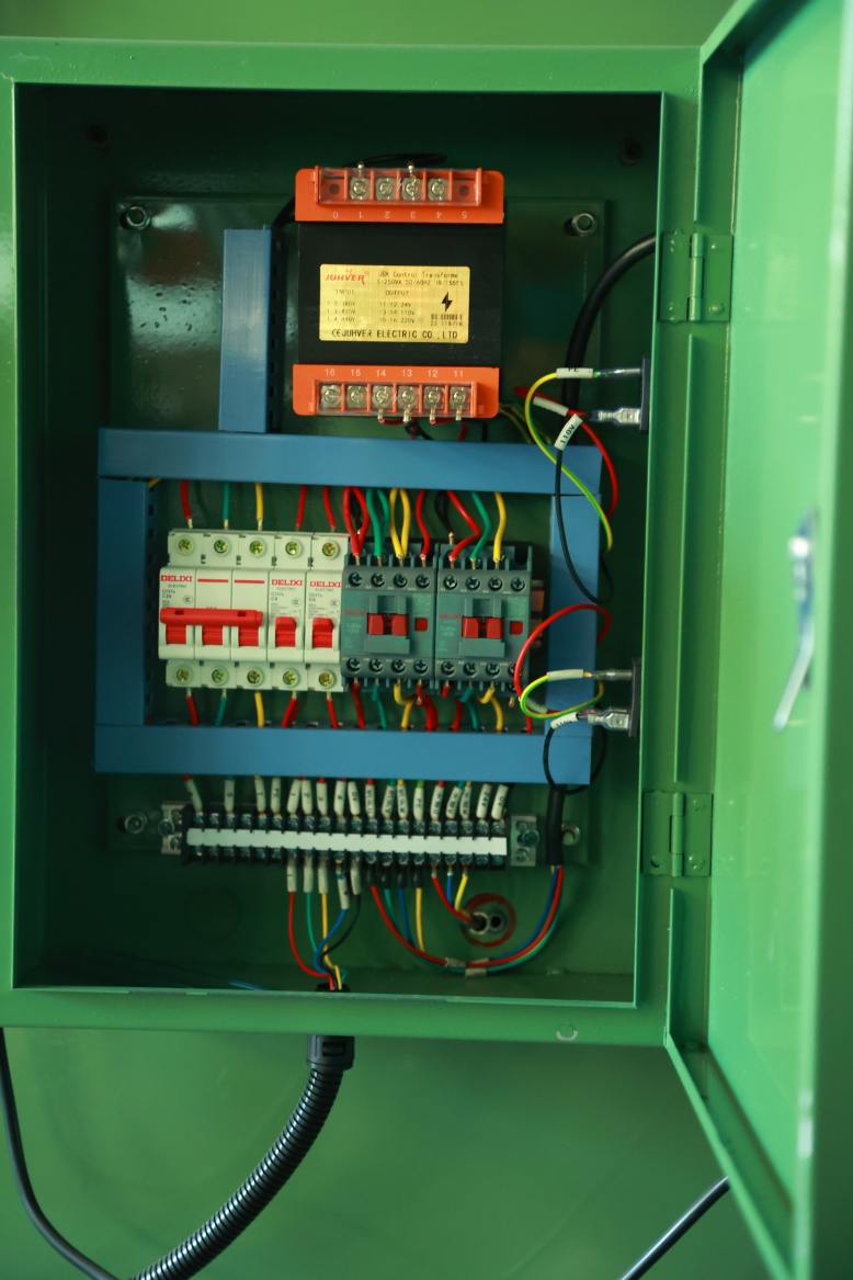 vertical turret milling machine