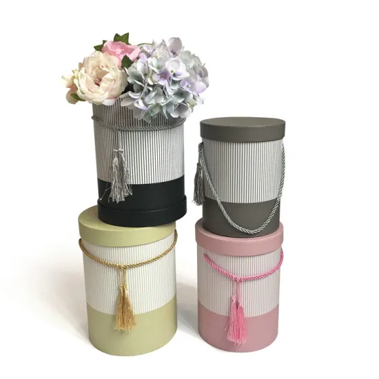 Set of three flower gift box round