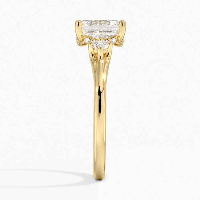 แหวนหมั้นเพชร D VVS1 Asscher Cut Lab