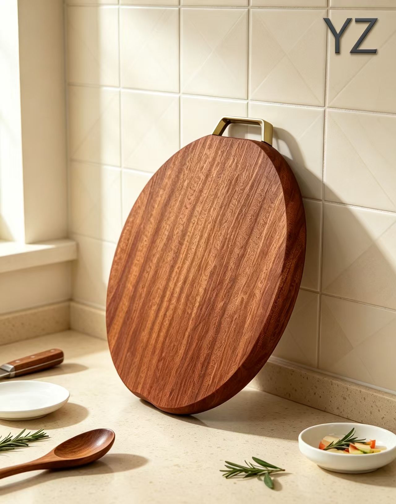 Wooden Circular Cutting Board