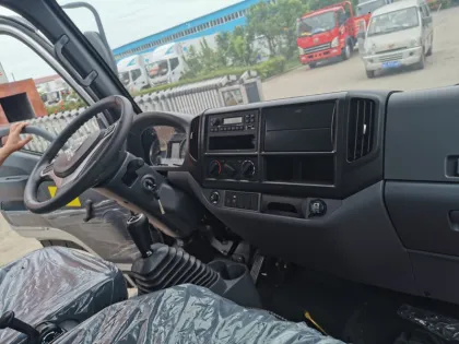 FOTON AUMARK 3T Diesel Engine Double Cabin Light Truck