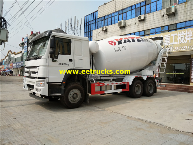 HOWO 5ton Cement Mixer Trucks