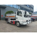 Dongfeng 5000 litros de petrolero / Oil Bowser / Camión de transporte de petróleo