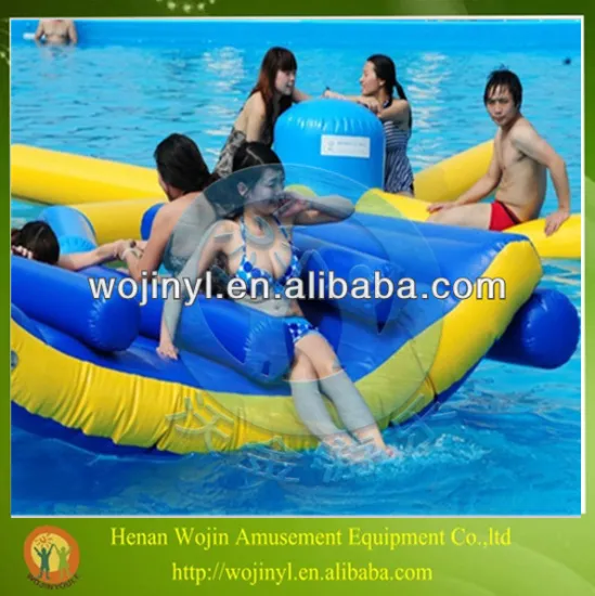 2016 for adult and children playing inflatable commercial water park toys