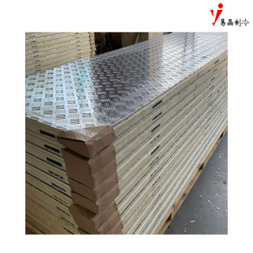 ProGrade Insulated Cold Panel 13