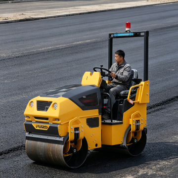 1,5 ton dubbeltrumma vibrerande vägvält med pump och motorhydraulsystem för vägbaskomprimering