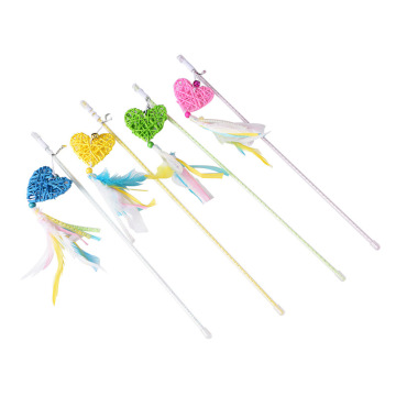Rattan heart-shaped bright-colored cat teaser toys