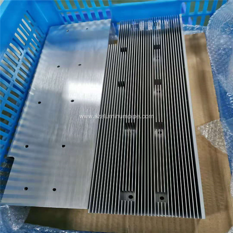 Thermal managerment aluminum spatula heat sink extrusion