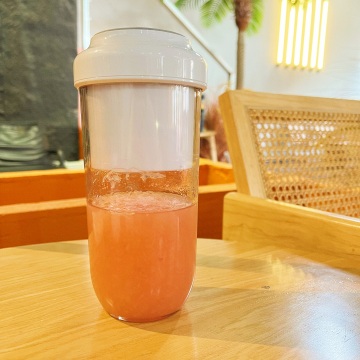Portable Rechargeable Mini Blender for Smoothies and Juices