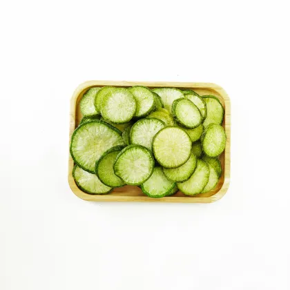 China Wholesale Discounted Green Radish Slices and Dried Vegetables: Halal Certified and Vacuum Fried