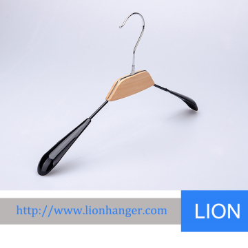 m391Wholesale metal hook clothes wood hanger