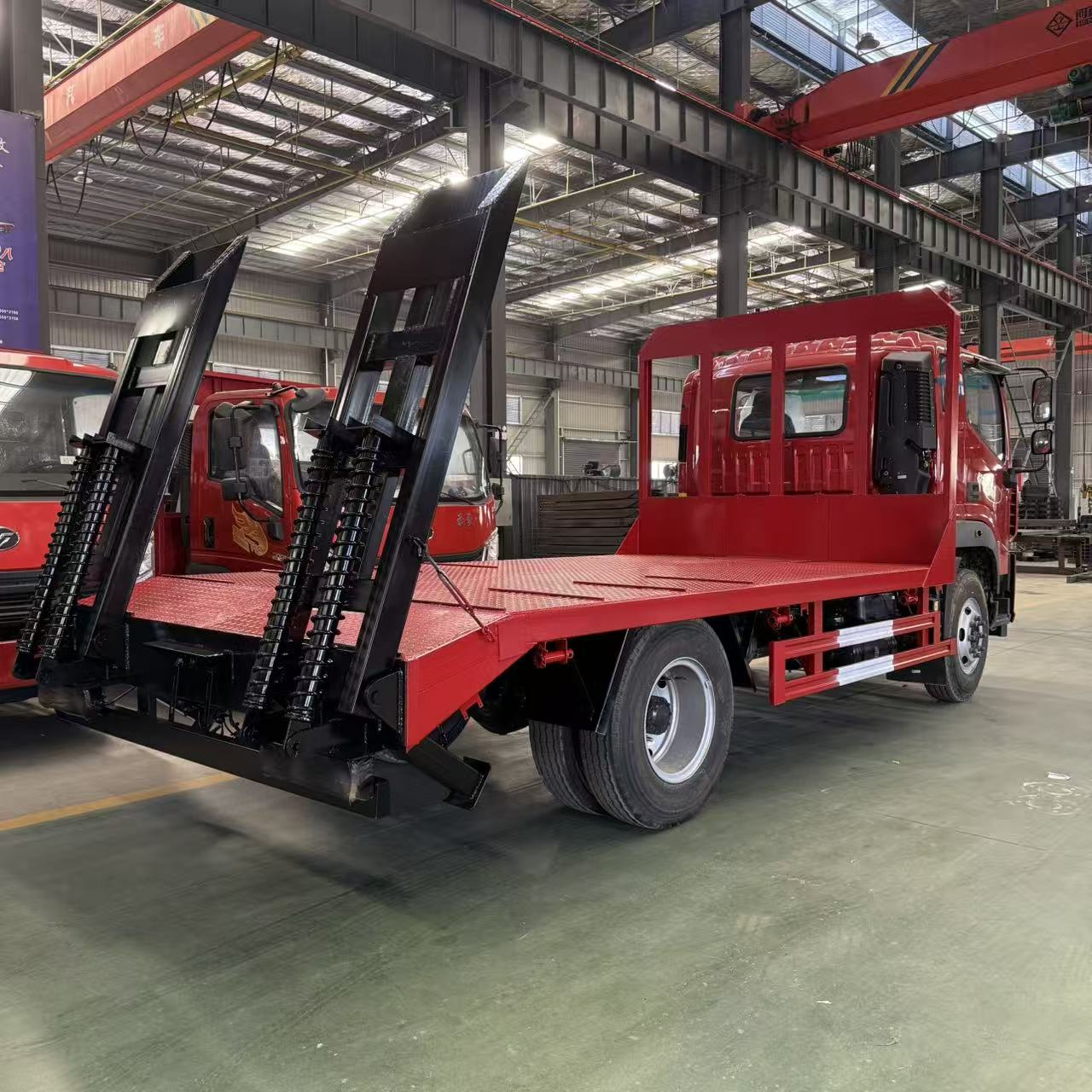 Robust Flat Plate Wrecker Designed for Heavy Load Towing