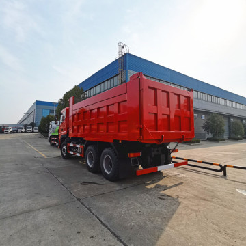 25-Ton Dump Truck by Cheng Li