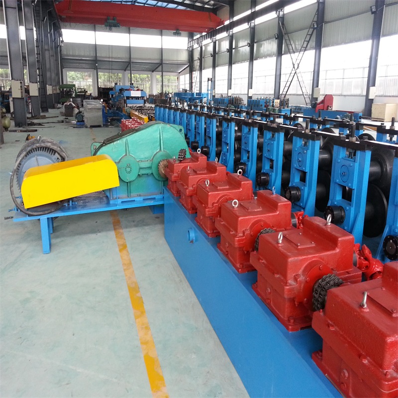 Tiga Gelombang Jalan Raya Pagar Pembatas Roll Forming Machine