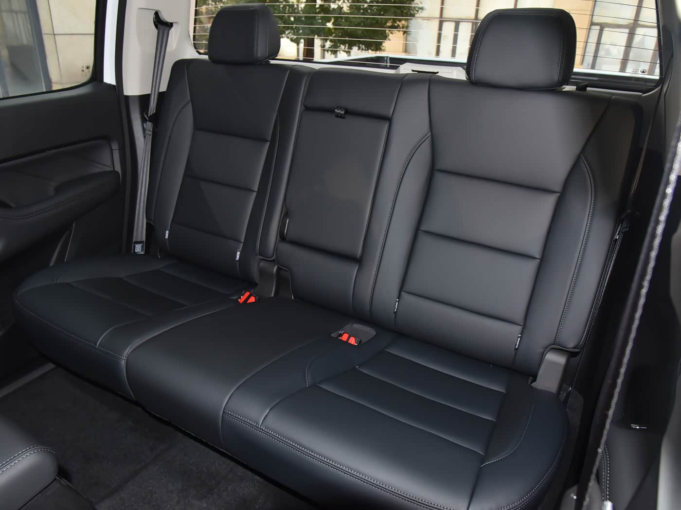 Great Wall Motors GWM Poer 2026 Commercial Edition 2.0T Gasoline Automatic 4WD Long Box Elite Model