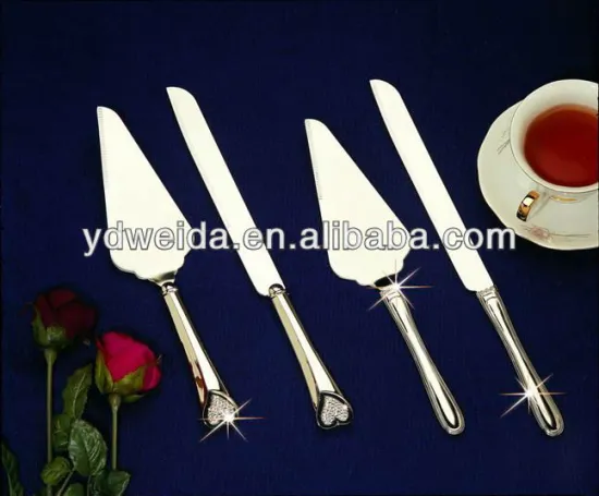 metal cake server