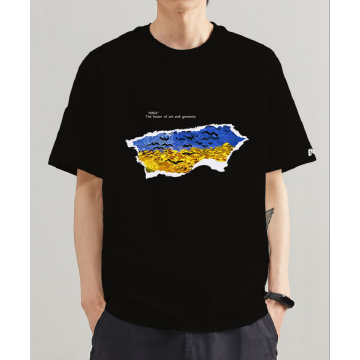 Black men's T-shirt with pattern