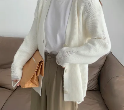 Lastest women's clothing in autumn and spring