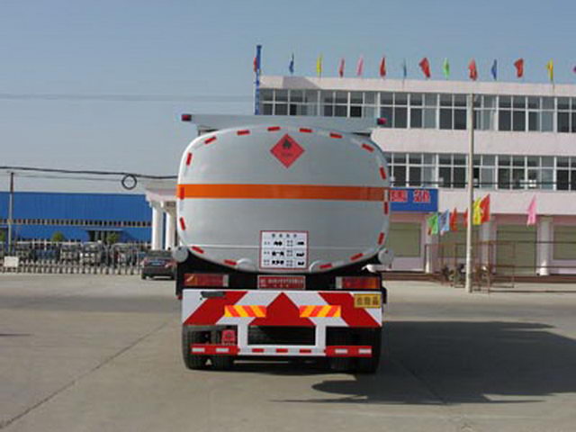 Dongfeng Tianlong 6X4 21000Litres شاحنات نقل الوقود