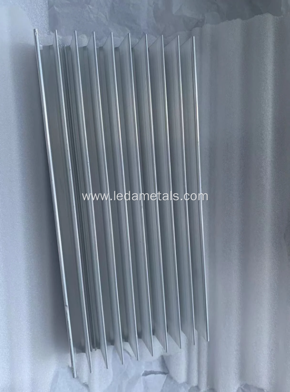 OEM Extruded Fin Heat Sink Aluminum Extrusion Part