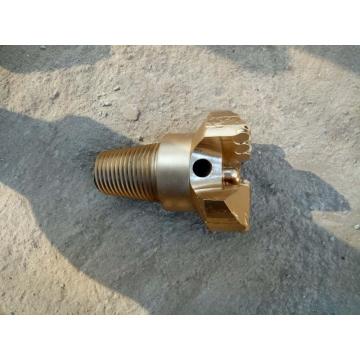 4 7 / 8inch 2 3 / 8pin 4 lâminas PDC bit