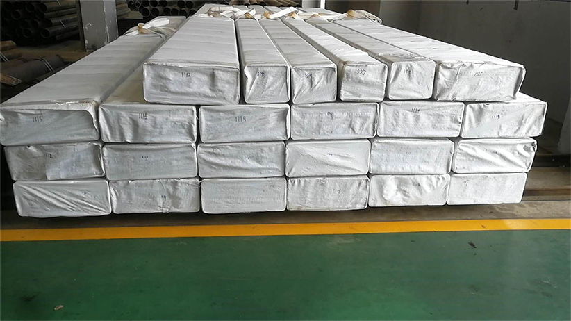 STKM 13C Ống vuông được vẽ liền mạch