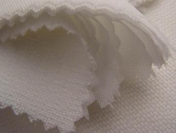 100% POLYESTER FUSIBLE INTERLINING FOR GARMENT 105gsm ---BEST QUALITY