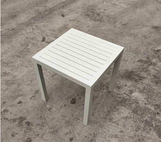 Aluminum Outdoor Furniture: Coffee Tables and Side Tables