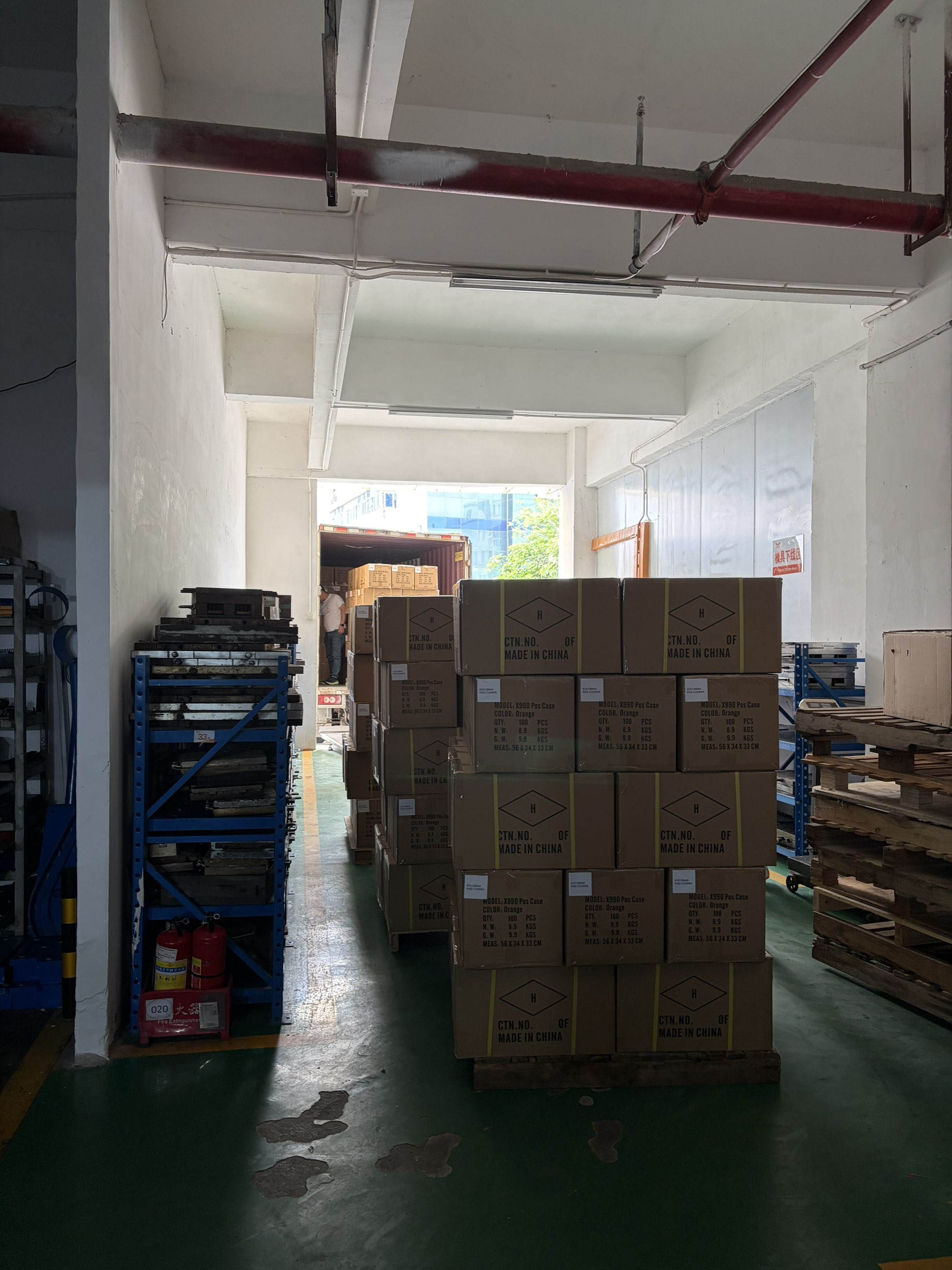 shipping the pos silicone case to India customer 1