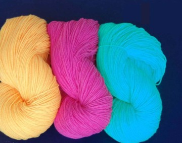 32/2acrylic Yarn for Knitting in High Quality