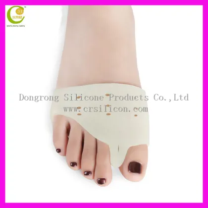 China professional manufacture silicone insoles,silicone foot care massage shoes pads