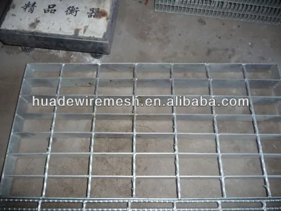Galvanized Serrated Bar Grating/Walkway Metal Grating