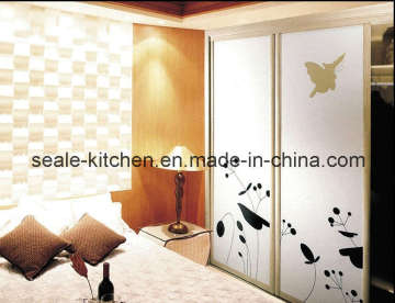 Wardrobe With Sliding Door