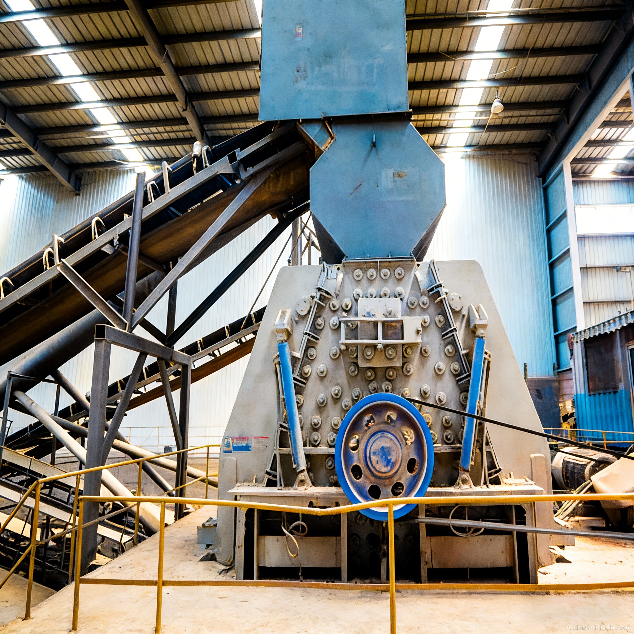 Высокоэффективная система дробления и сортировки камня производительностью 300 тонн в час