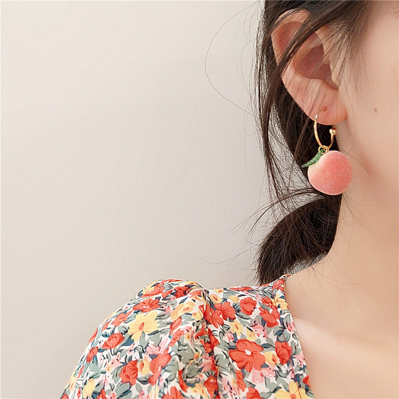 Japan South Korea Harajuku Style Cute Simulation Peach Women Earrings Fashion Small Fresh Pink Fruit Party Wedding Jewelry Gift