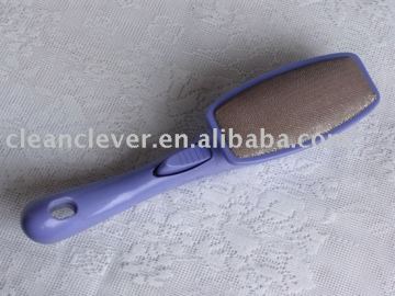 MAGIC ROTATING LINT BRUSH HAIR FLUFF DUST REMOVER CLOTHES FABRIC CLEANER