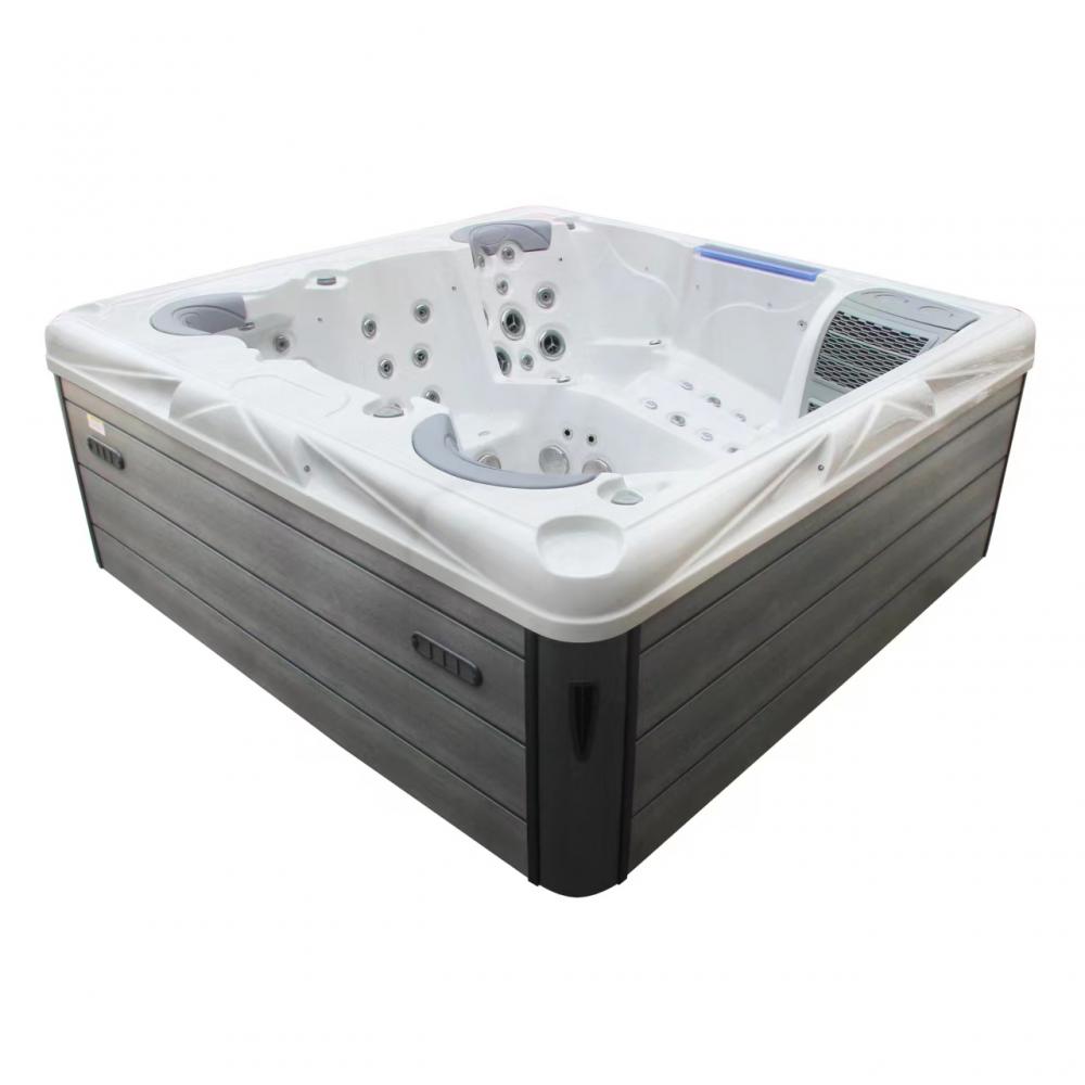 Luxury Whrilpool Hot Tub for Family Party