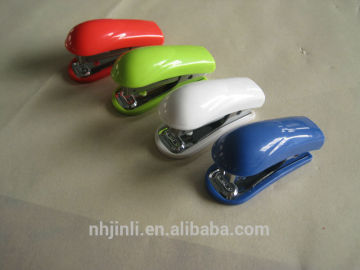 new design and hot sale mini plastic stapler