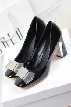 Wholesale newest high quality replica LV woman shoes fashion LV high heels replica, woman dress shoes high heels hot sale online