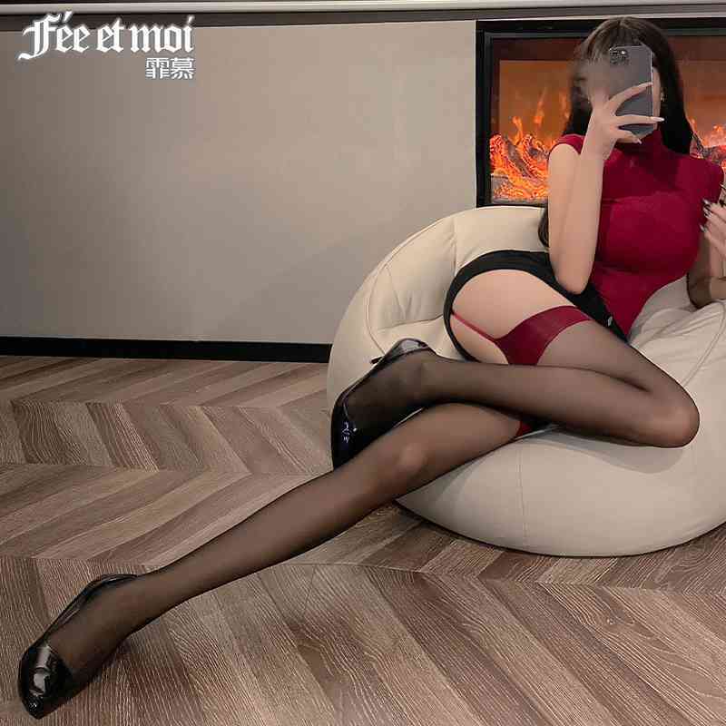 Erotic underwear series red all over black socks suspender socks