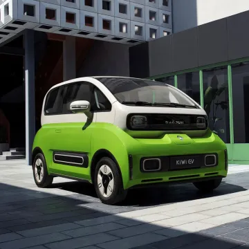 Mini Electric Car 2023 New Adult Driving 4-Wheel Electric Car High-Speed Driving Rechargeable New Energy Electric Car for Made in China