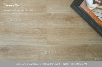 Hitom Oak Ac4 Wide Plank Laminate Flooring For Warm Room With Germany Wood Texture