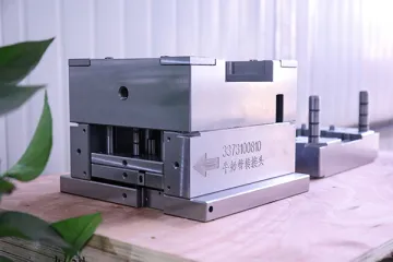 SG Precision Plastic Injection Mold System